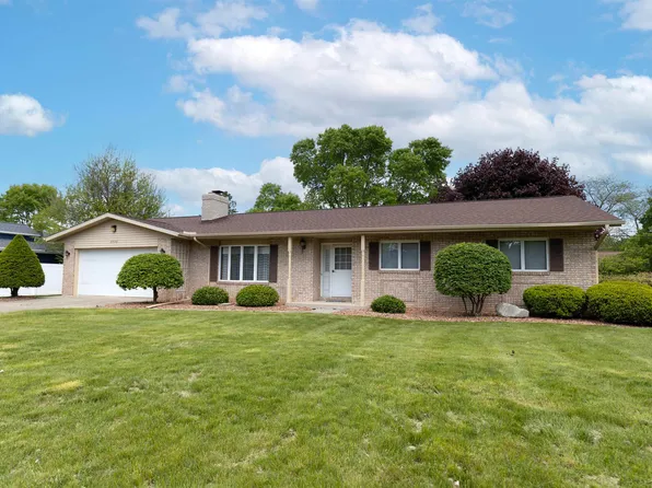 2826 Clairmount Dr, Saginaw, MI 48603