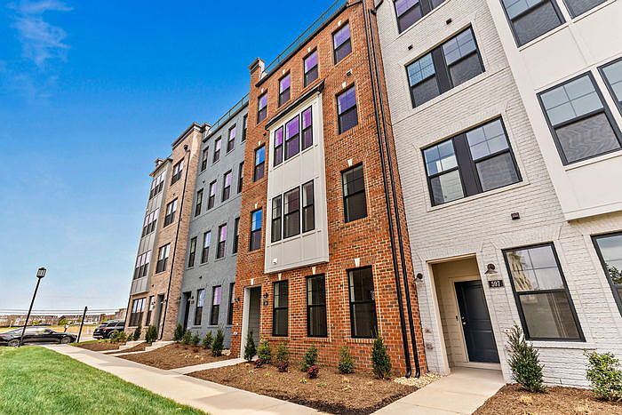 1st image of 599 Weaver Brook Walk #A