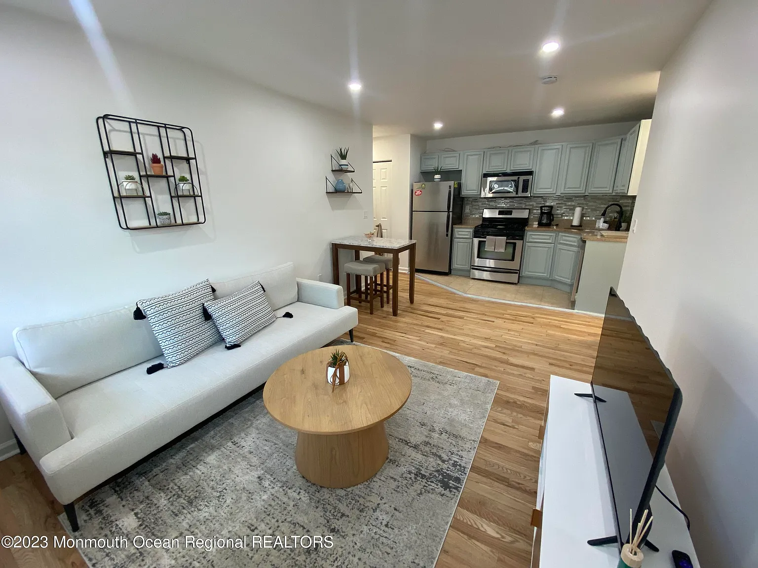 1 bed, $1,950 — Photo 2