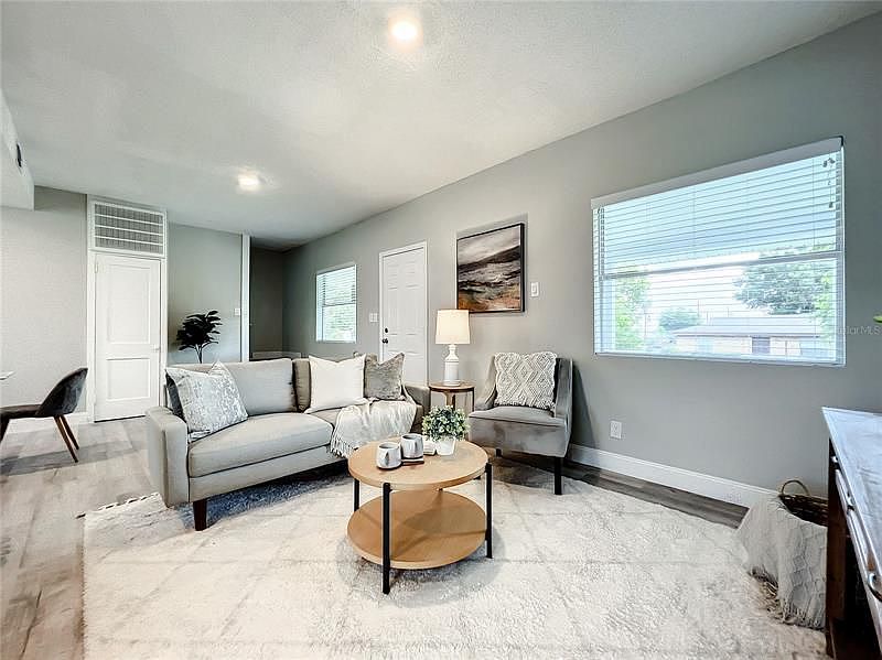 1048 W Lime St, Lakeland, FL 33815 | Zillow