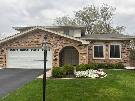 2nd image of 22141 Scott Dr