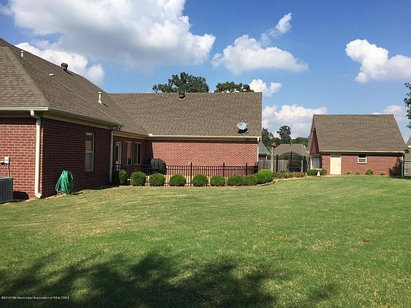 4th image of 2555 Dickens Place Cv