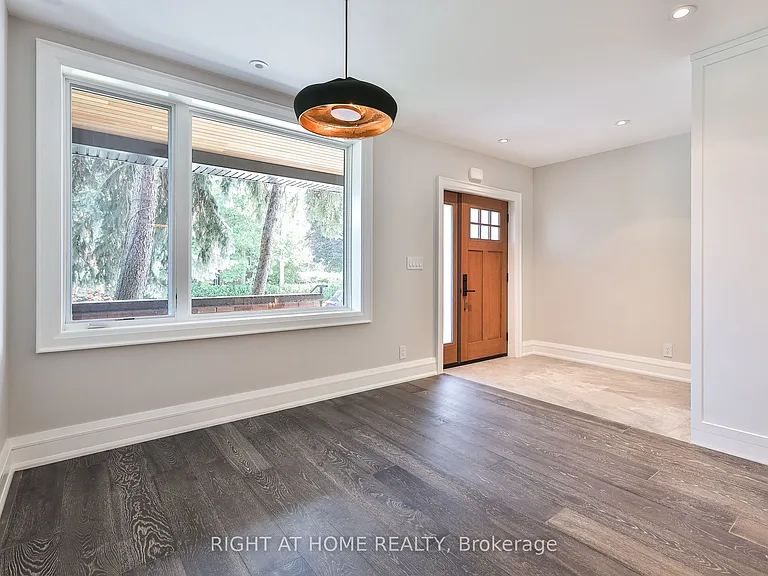 232 Willard Ave — Photo 3