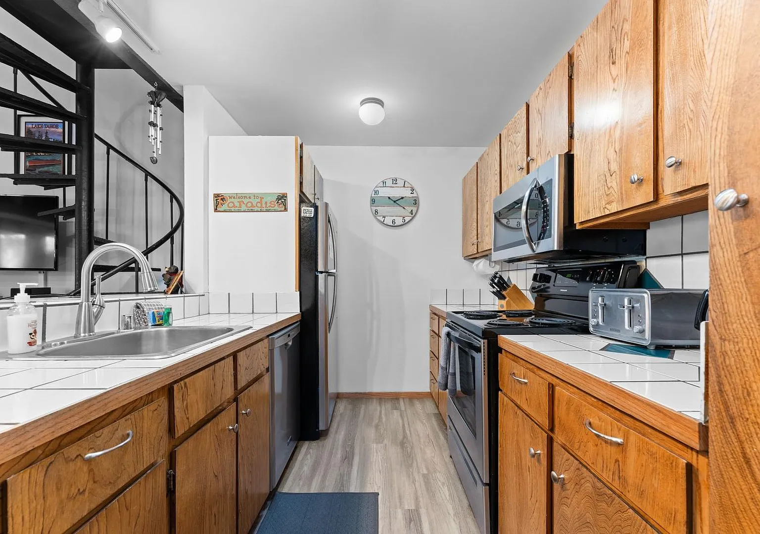 Ski Lease: Townhome Near Northstar, Sleeps 6, Wood Fireplace — Photo 4