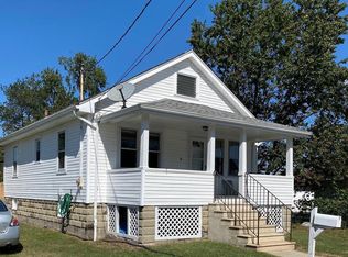 8 Chestnut St, Pennsville, NJ 08070