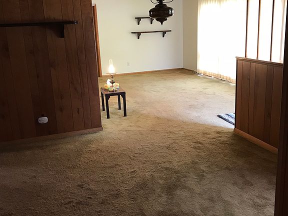 3rd image of 37 Ridgewood Dr