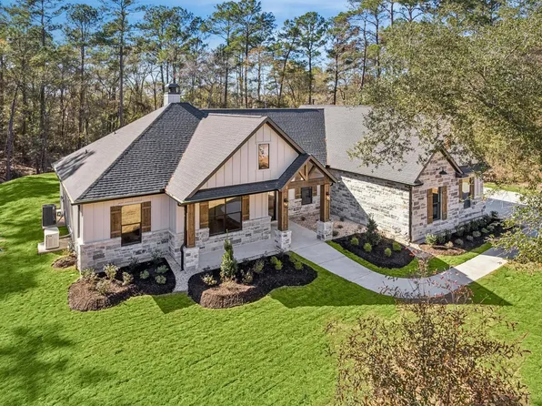 9332 Cedar Bnd, Plantersville, TX 77363