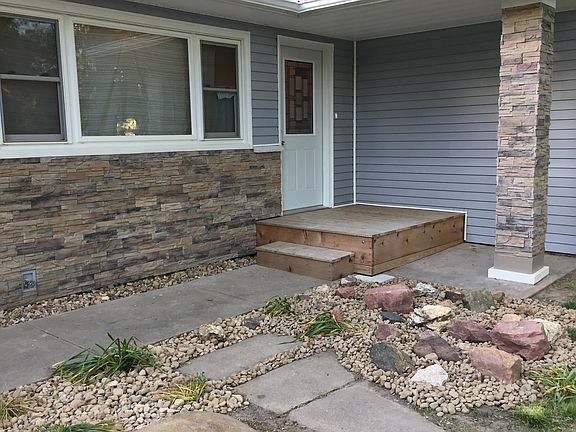 2nd image of 812 1st St
