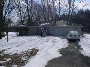 2425 Smith Rd, Temperance, MI 48182