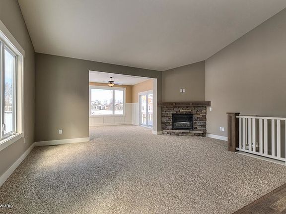5th image of 4173 Cottage Trl