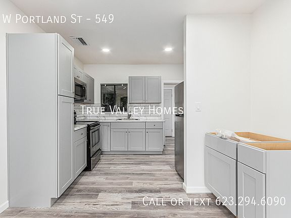 3rd image of 549 W Portland St #549