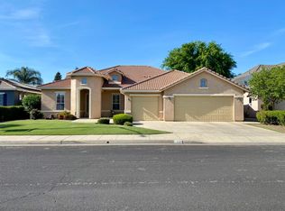 49 W Decatur Ave, Clovis, CA 93611