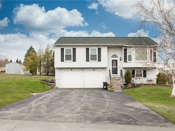 107 Pebblestone Dr, Chittenango, NY 13037