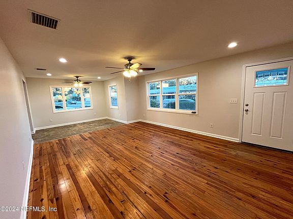 2nd image of 2414 CRILL Avenue