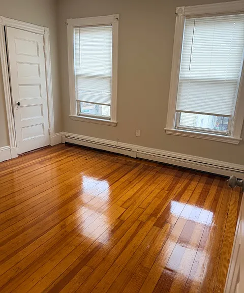 1488 Hyde Park Ave — Photo 10
