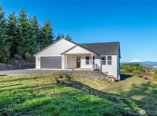 250 Red Rock Drive, Castle Rock, WA 98611