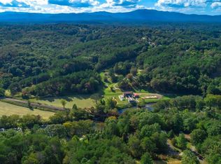 28 Rachel Dr, Mc Caysville, GA 30555