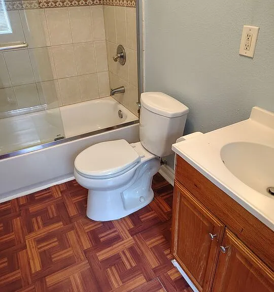 10516 Avalon Blvd — Photo 12