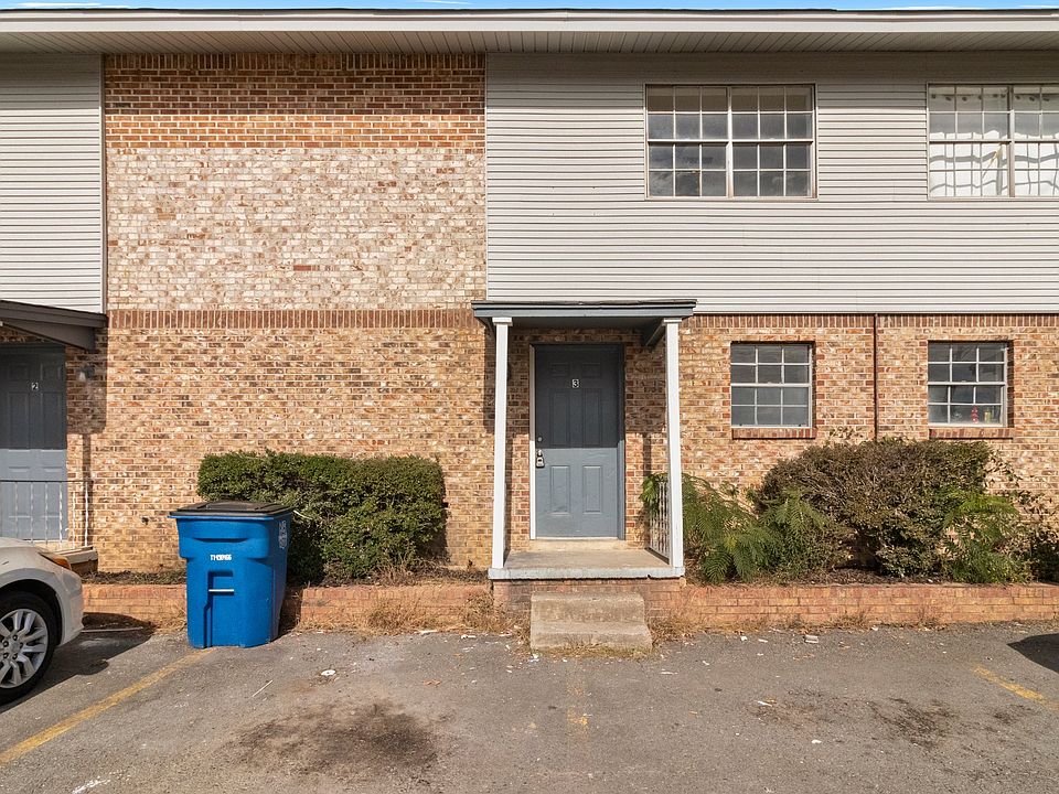 1st image of 2613 W 58th St