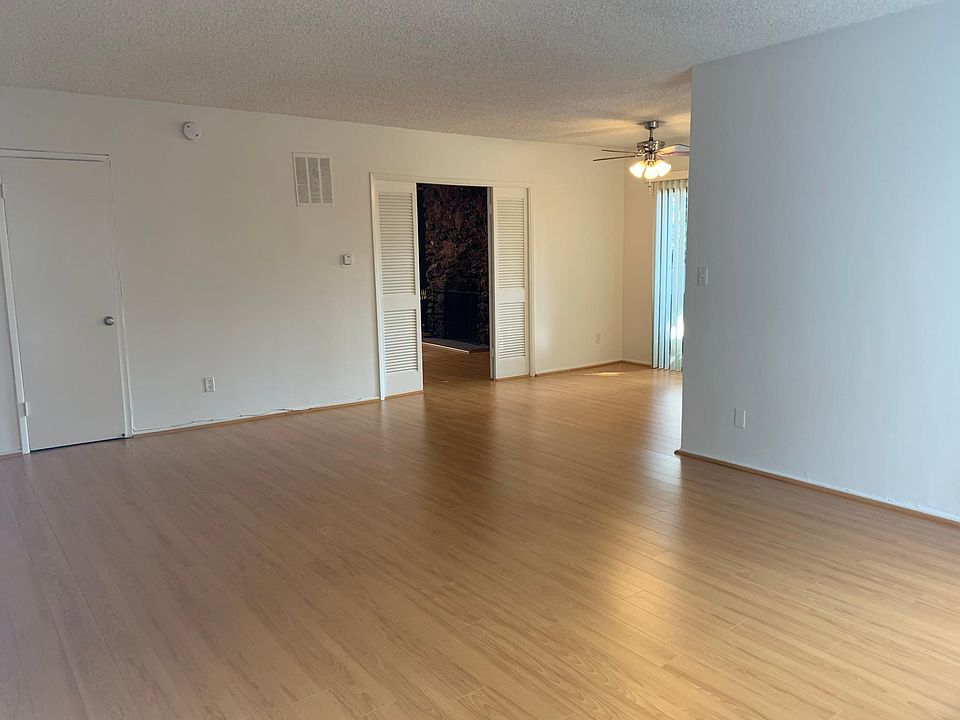 1st image of 5117 Buffalo Ave APT 1