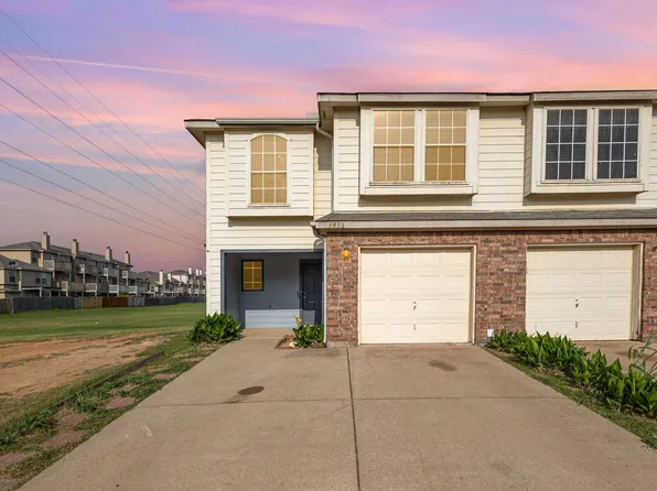 3951 Fernando Dr, Euless, TX 76040