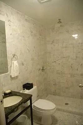 Rented by Metropolitan Property Group | media 9