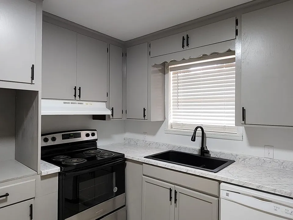 2018-2020 Beverly Dr