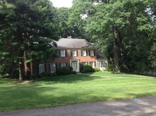 5 White Fawn Ln, Pittsburgh, PA