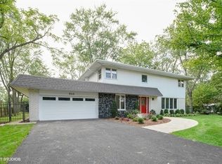 8512 Brookridge Rd, Downers Grove, IL 60516