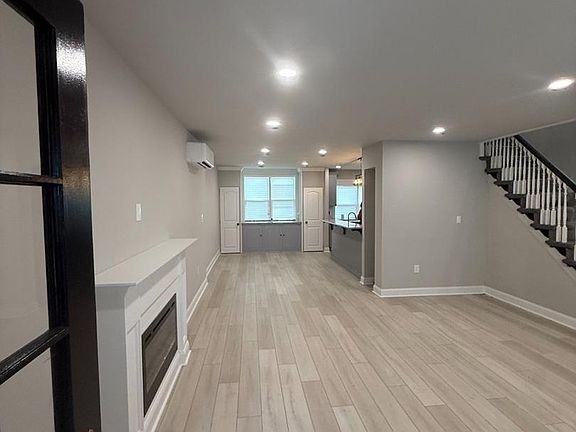 3rd image of 6019 N 12th St