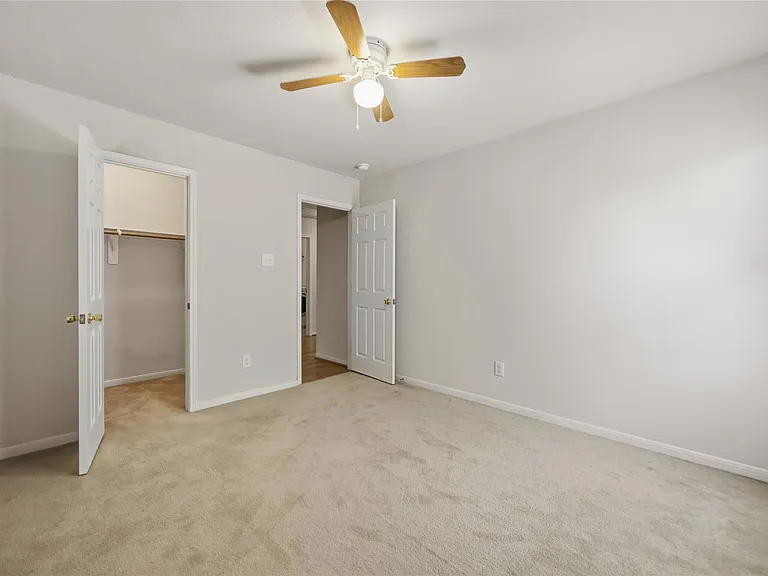 29526 Winton Wood Way — Photo 22