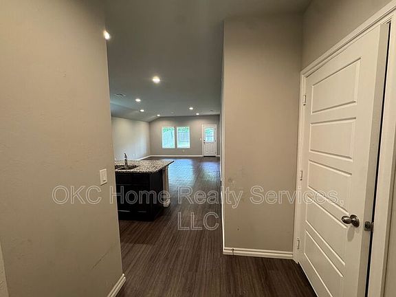 3rd image of 4217 Palmetto Bluff Dr