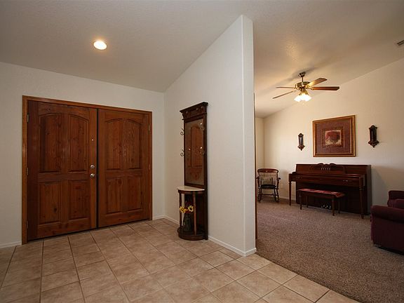 5th image of 8376 E 26th St