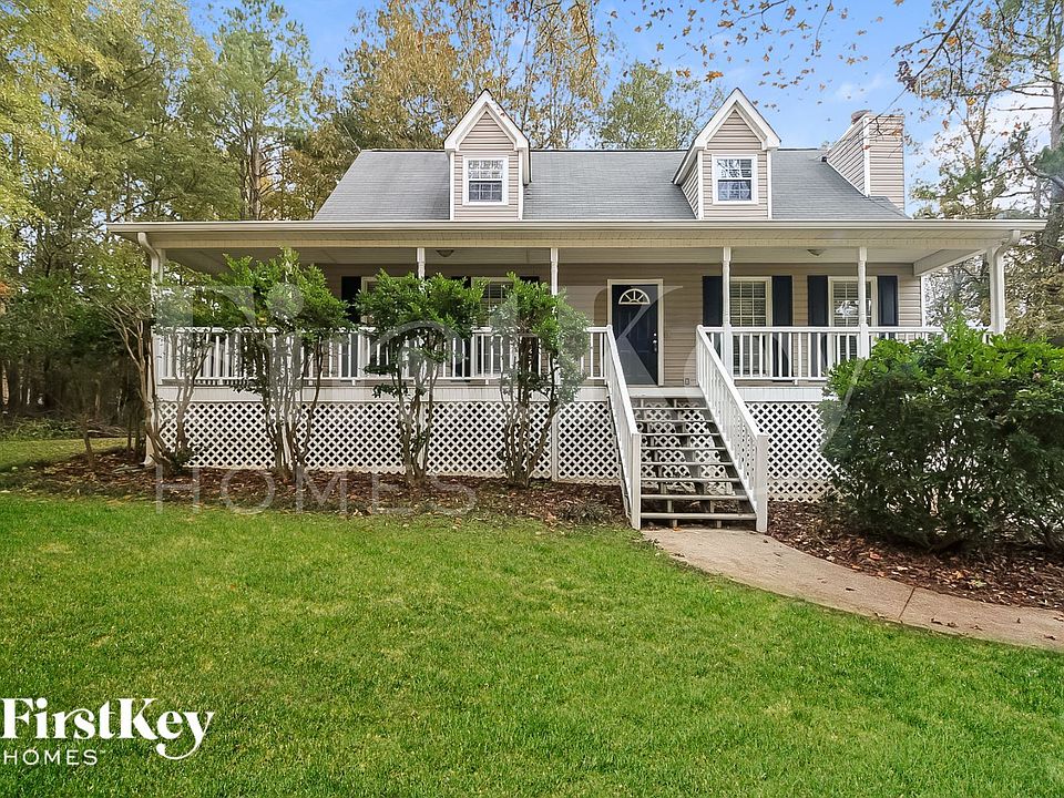 1st image of 73 Brandon Woods Cir