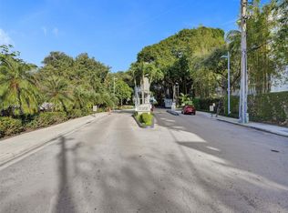 777 NE 62nd St APT C411, Miami, FL 33138