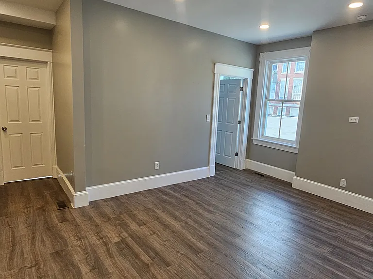 6 N Brunswick St #1 — Photo 2