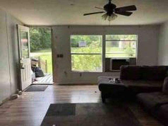 Additional Living Room