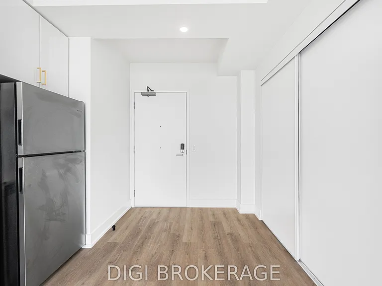 2070 Scott St #1107 — Photo 8