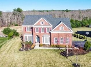 129 Mohawk Path, Holliston, MA 01746