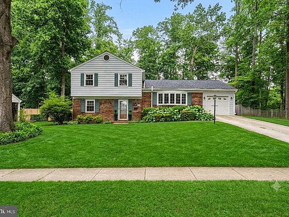 2nd image of 6209 Fernleigh Blvd