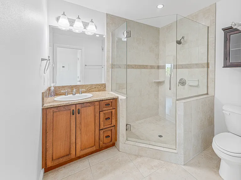 310 Olive Ave #6 — Photo 8