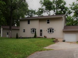 223 E John St, Shell Rock, IA 50670