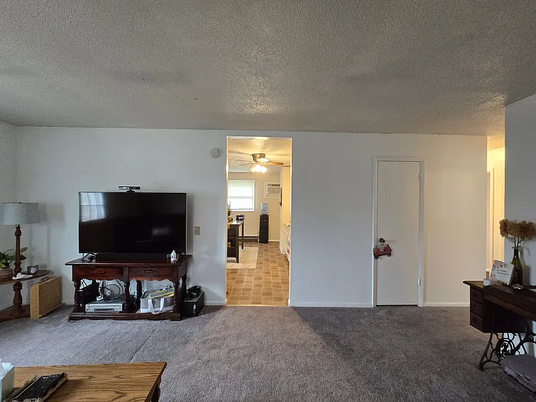 2 bed, 2.5 bath, 850 sqft, $800 — Photo 11