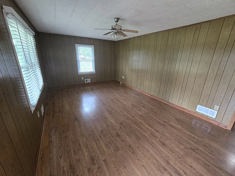 3157 Bethelview Rd — Photo 3