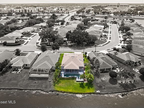 2nd image of 380 Wickham Lakes Dr