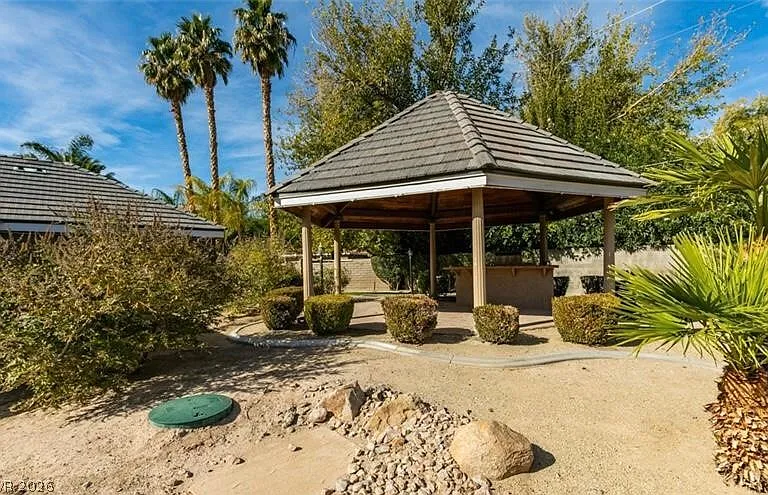 7258 Loma Alta Cir — Photo 49
