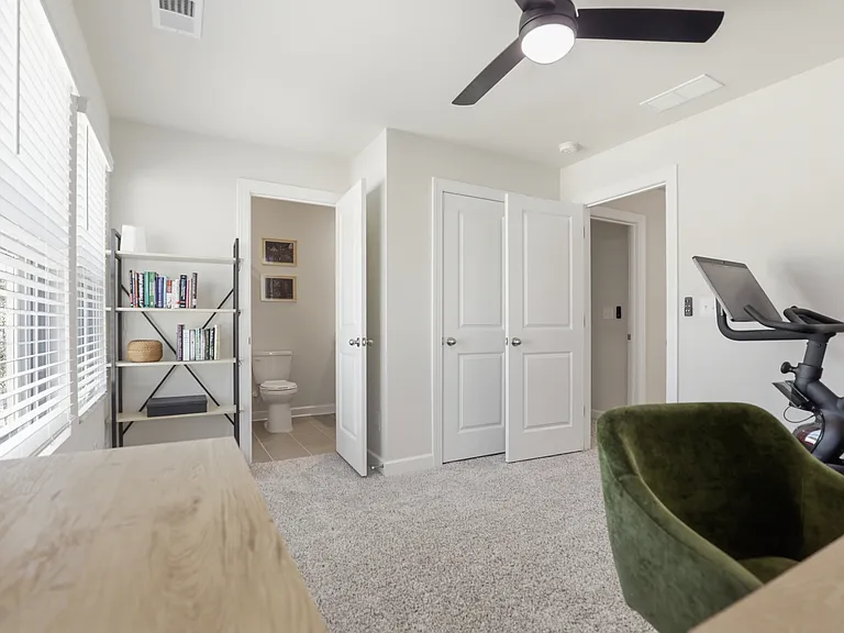 2317 Belterra Dr — Photo 27