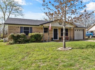 1420 Southern Blvd, Cleburne, TX 76033