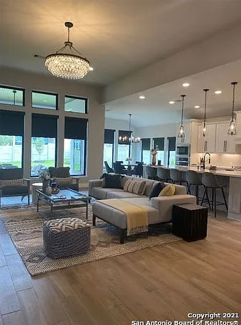 4 bed, 3.5 bath, 2916 sqft, $4,500 — Photo 4