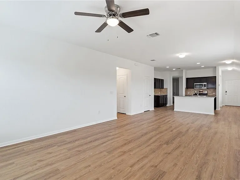 3415 Tilmon Ln — Photo 9